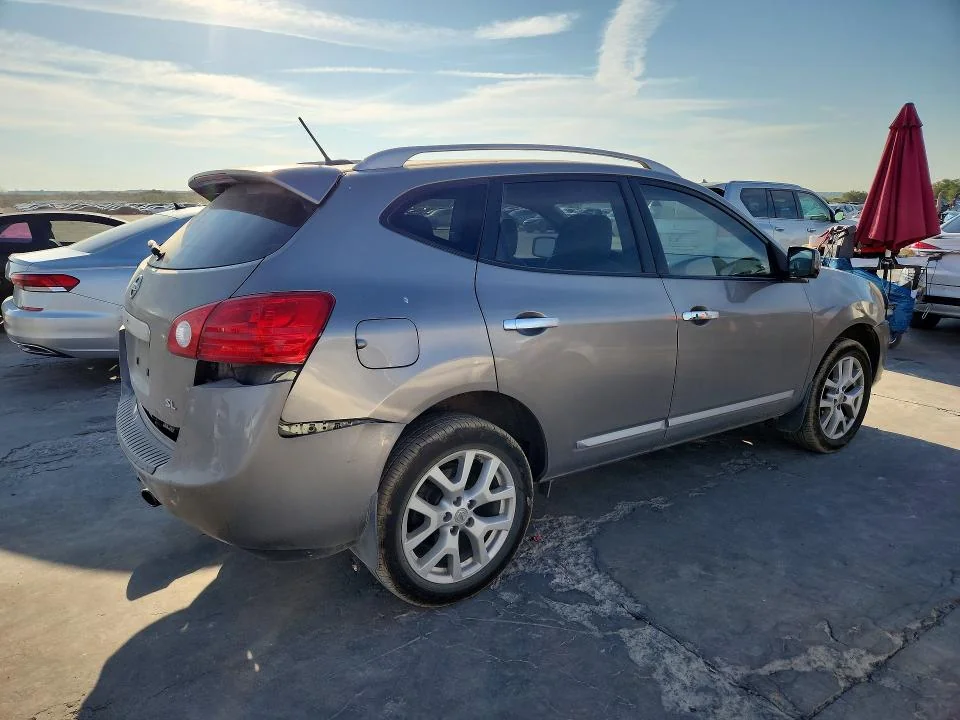 NISSAN ROGUE 2012 photo 3