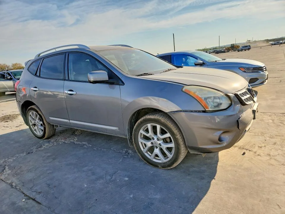 NISSAN ROGUE 2012 photo 4