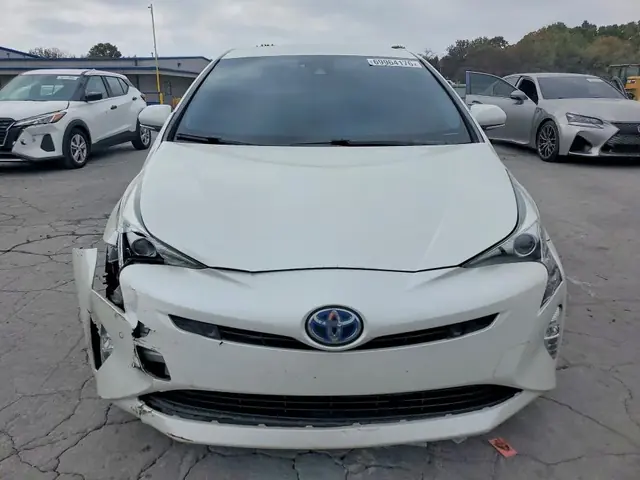 TOYOTA PRIUS 2018 photo 5