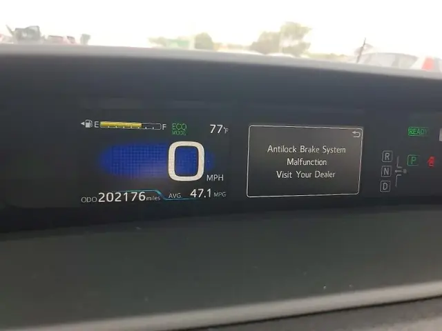 TOYOTA PRIUS 2018 photo 9