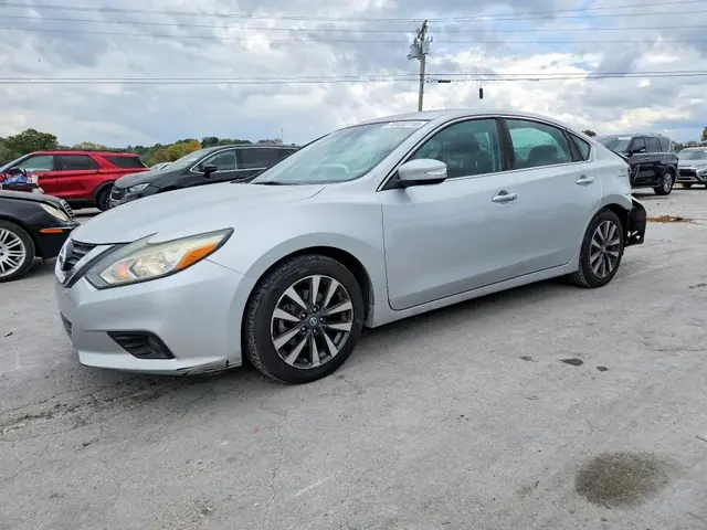 NISSAN ALTIMA 2017 — REAR END