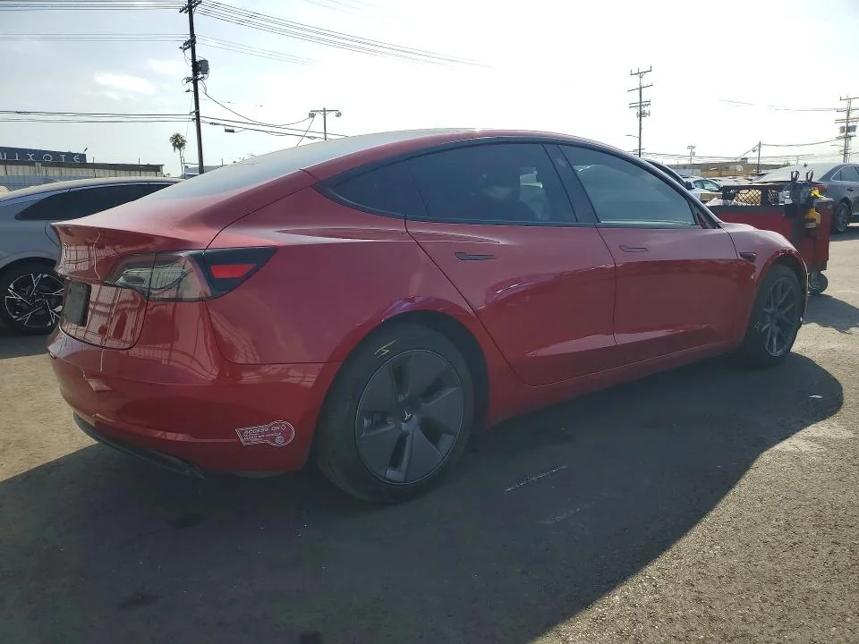 TESLA MODEL 3 2023 photo 3