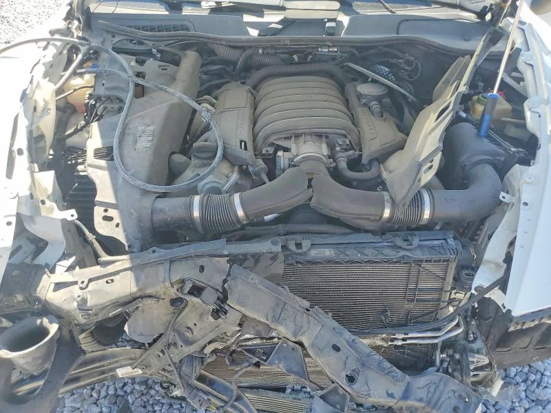 PORSCHE CAYENNE 2013 photo 11