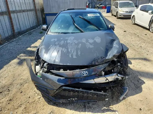 TOYOTA COROLLA 2024 photo 5