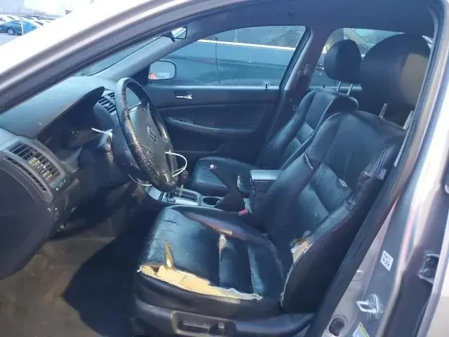 HONDA ACCORD 2004 photo 7