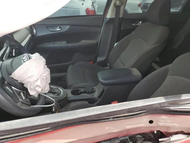 KIA FORTE 2021 photo 7