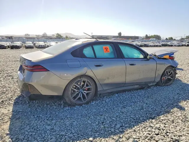 BMW I5 2024 photo 3