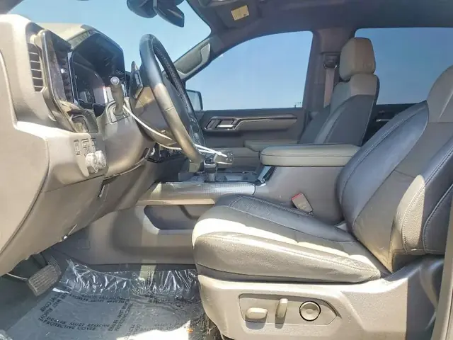 CHEVROLET SILVERADO 2025 photo 7