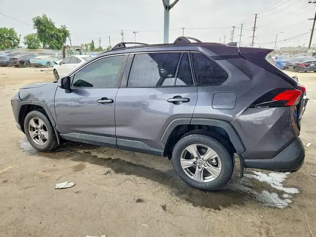 TOYOTA RAV4 2023 photo 2