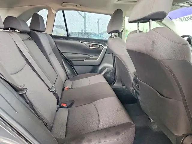 TOYOTA RAV4 2023 photo 11