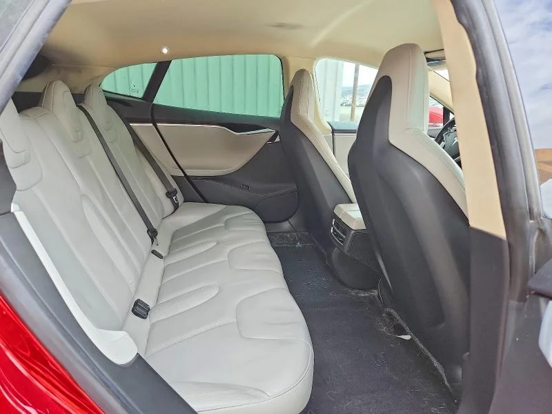 TESLA MODEL S 2014 photo 10