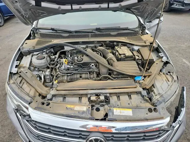 VOLKSWAGEN JETTA 2024 photo 11