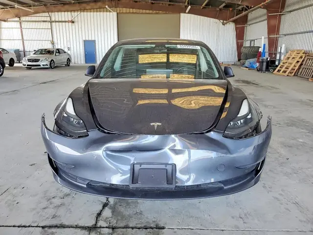 TESLA MODEL 3 2022 photo 5