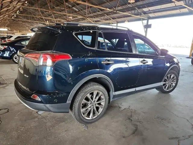 TOYOTA RAV4 2018 photo 3
