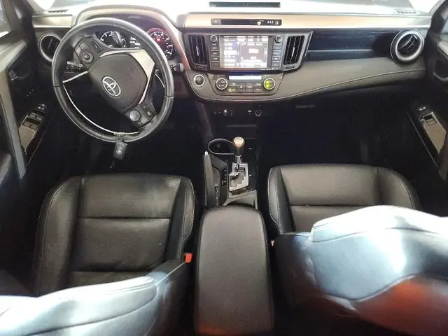 TOYOTA RAV4 2018 photo 8
