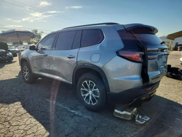 GMC ACADIA 2025 photo 2