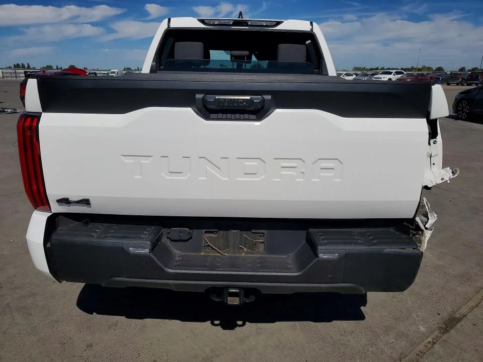 TOYOTA TUNDRA 2026 photo 6
