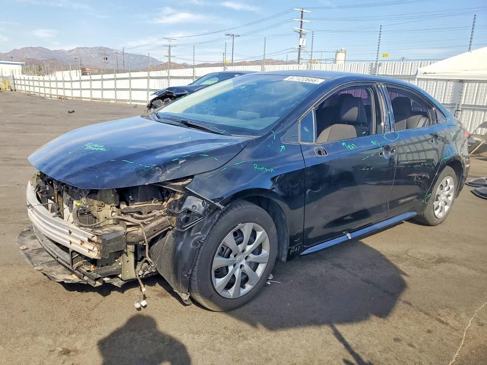 TOYOTA COROLLA 2025 — FRONT END