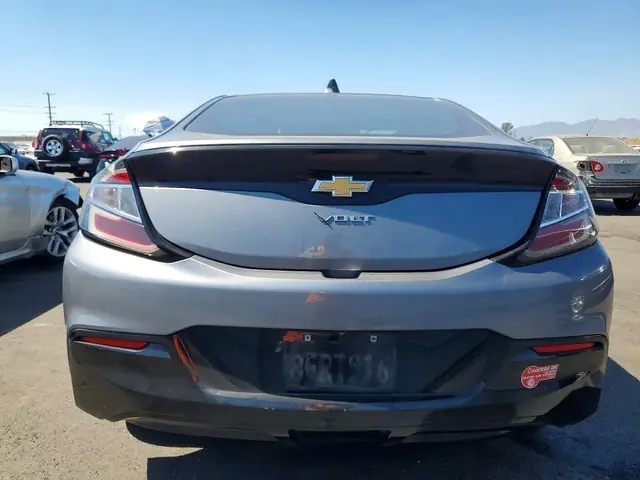 CHEVROLET VOLT 2018 photo 6
