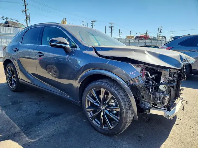 LEXUS RX 350H 2026 photo 4