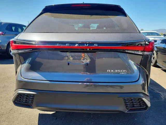 LEXUS RX 350H 2026 photo 6