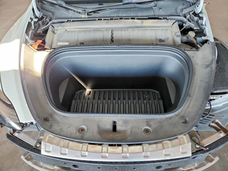 TESLA MODEL Y 2022 photo 12