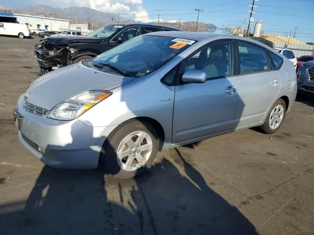 TOYOTA PRIUS 2008 — SIDE
