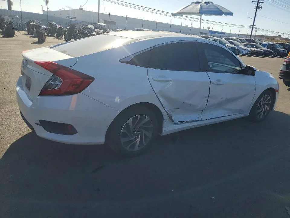 HONDA CIVIC 2016 photo 3