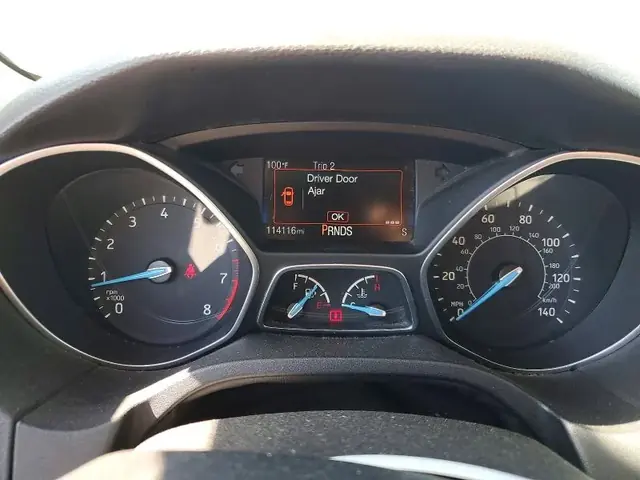FORD FOCUS 2016 photo 9