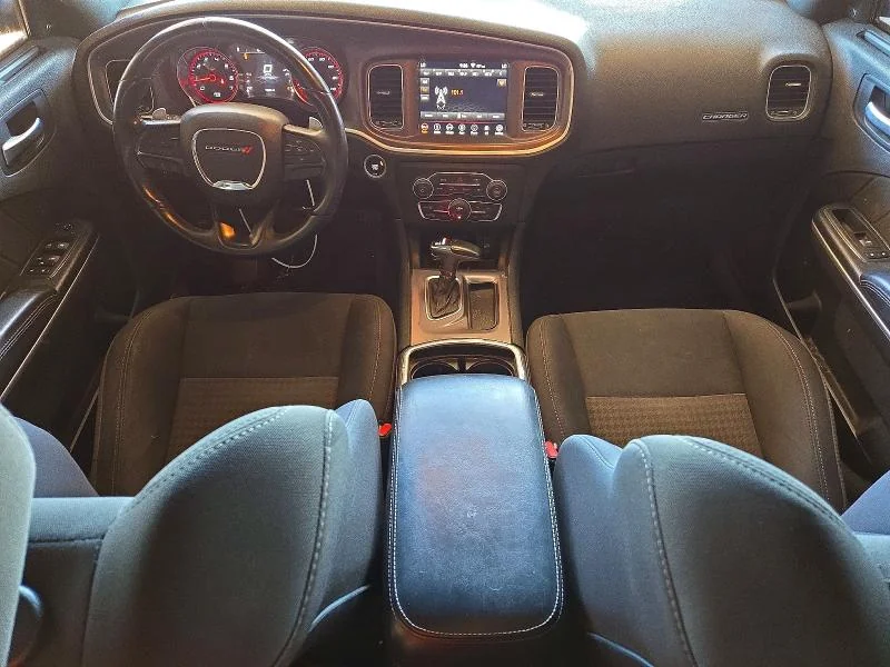 DODGE CHARGER 2019 photo 8