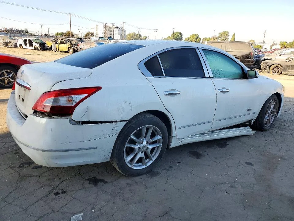 NISSAN MAXIMA 2009 photo 3