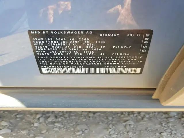 VOLKSWAGEN ID.4 2021 photo 14