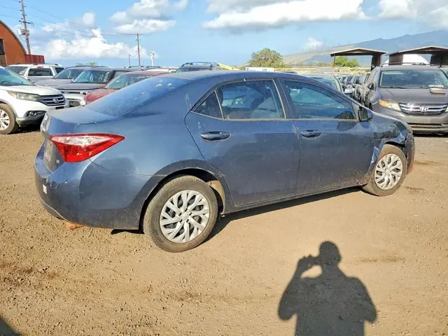 TOYOTA COROLLA 2018 photo 3