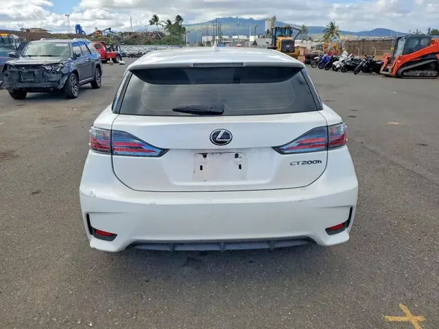 LEXUS CT 2016 photo 6
