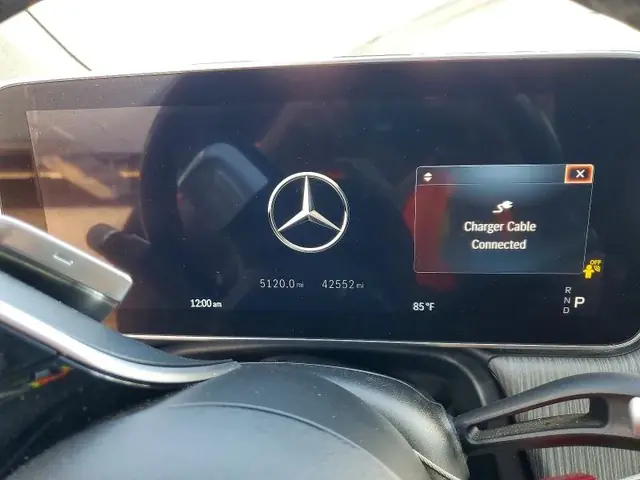 MERCEDES-BENZ EQS SUV 2023 photo 9