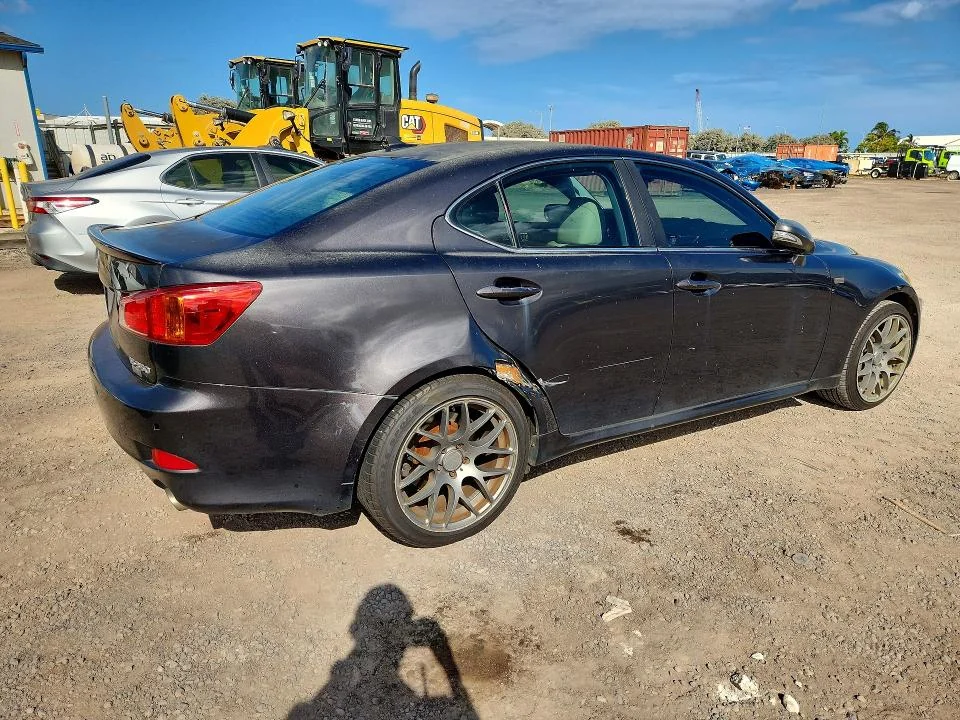 LEXUS IS 2009 photo 3