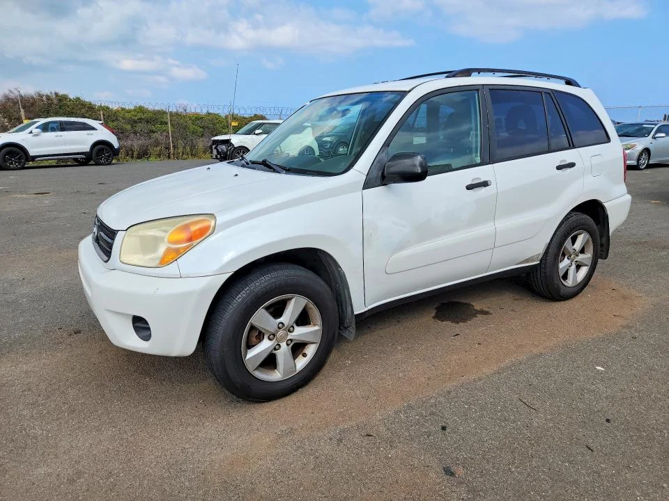 TOYOTA RAV4 2005 — REAR END