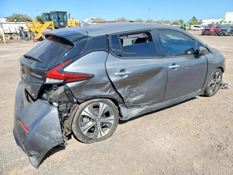 NISSAN LEAF 2020 photo 3