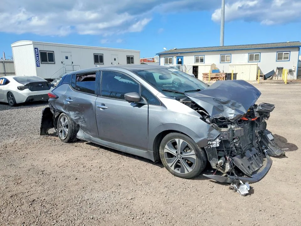 NISSAN LEAF 2020 photo 4