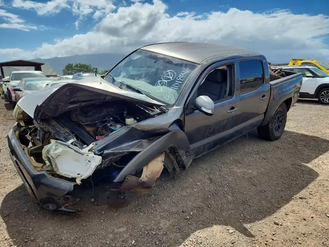 TOYOTA TACOMA 2013 — FRONT END