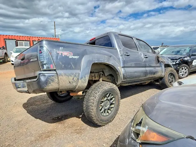 TOYOTA TACOMA 2013 photo 3