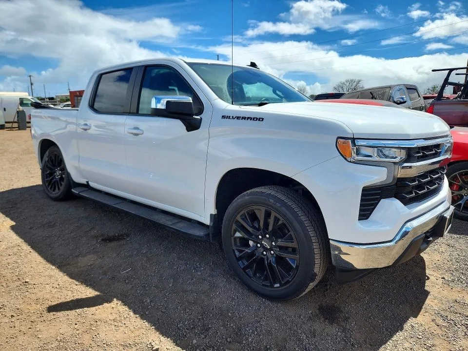 CHEVROLET SILVERADO 2024 photo 4