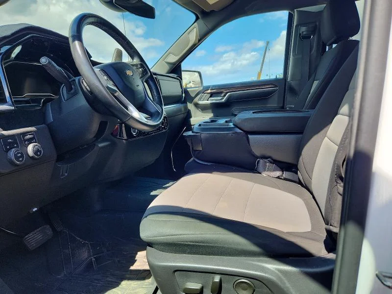 CHEVROLET SILVERADO 2024 photo 7