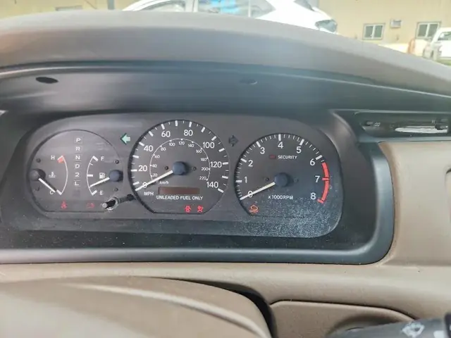 TOYOTA CAMRY 1998 photo 9