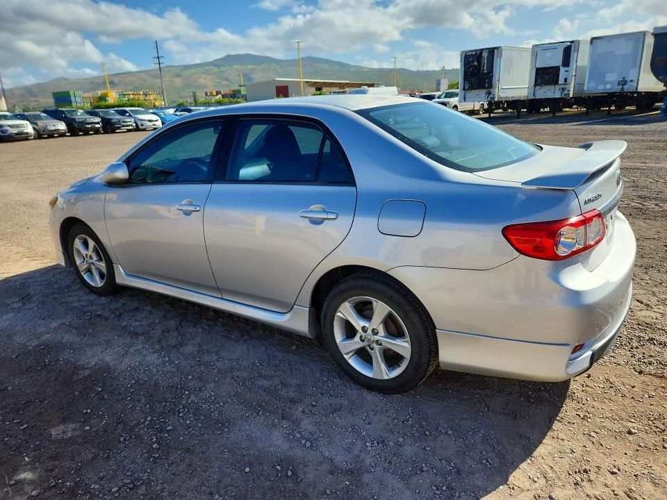 TOYOTA COROLLA 2012 photo 2