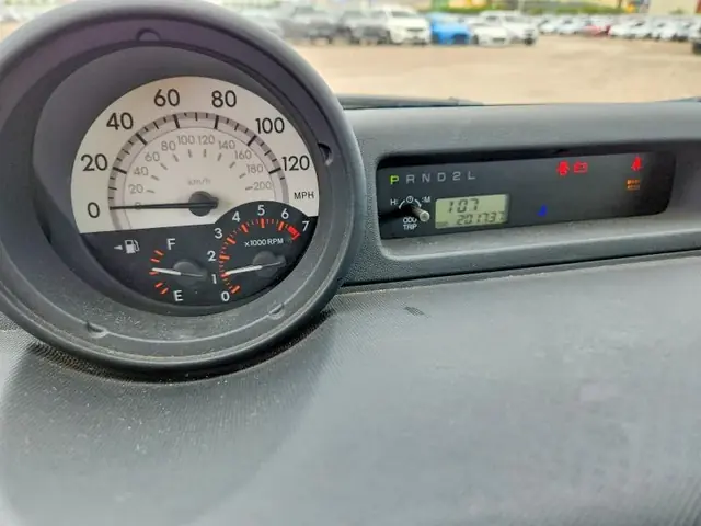 TOYOTA SCION 2006 photo 9