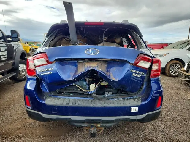 SUBARU OUTBACK 2017 photo 6